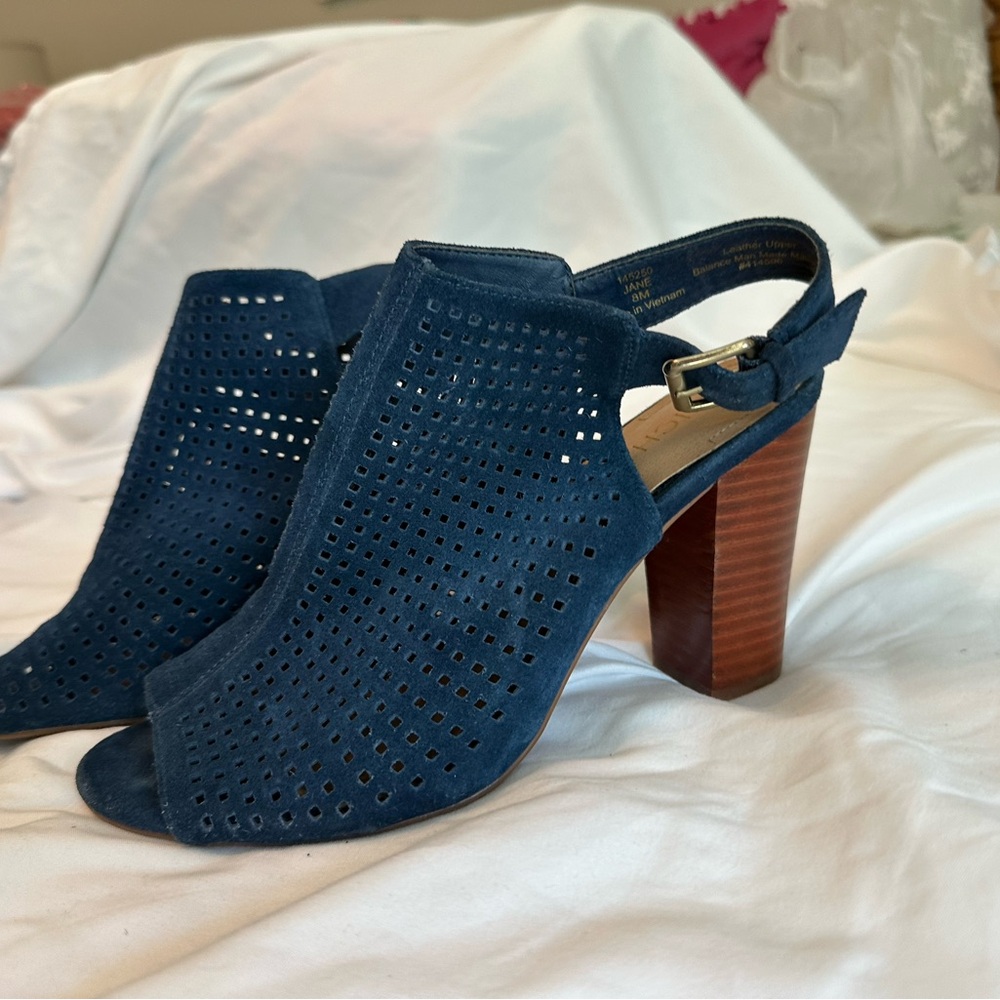 NEW Michael women’s Navy Blue Peep-Toe Block Heel Sandals, soft suede leather 8M
